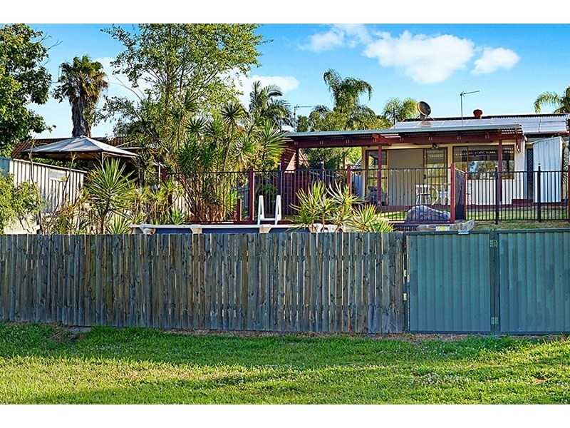 21 Meadow Brook Crescent, Merrimac QLD 4226