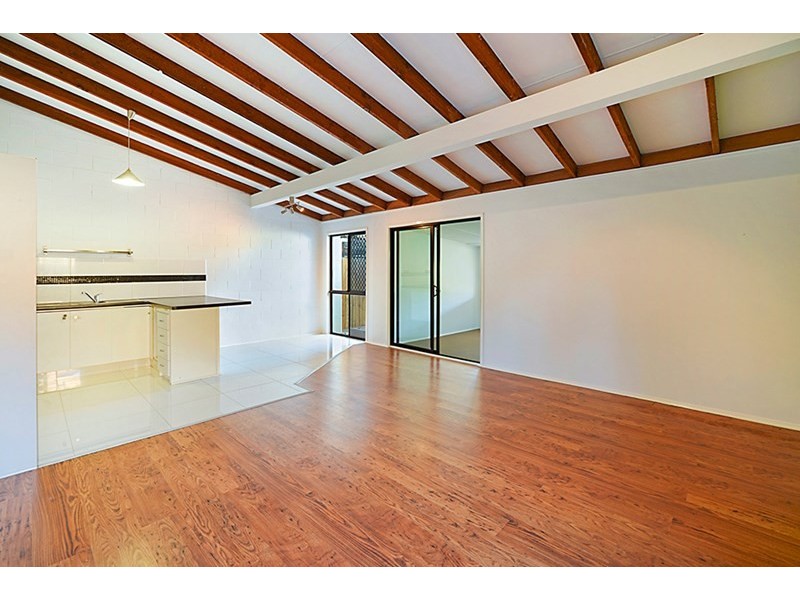 21 Meadow Brook Crescent, Merrimac QLD 4226