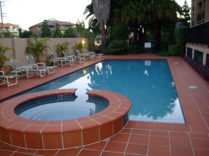 15 Park Breezes.  61 North Street, Southport QLD 4215