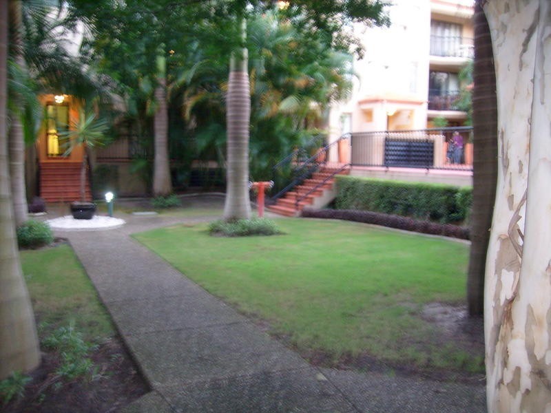 15 Park Breezes.  61 North Street, Southport QLD 4215