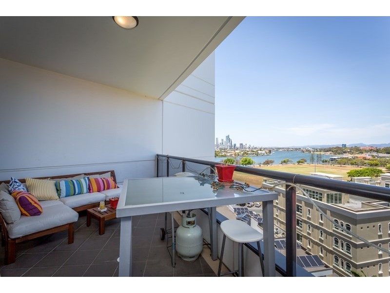 1109/2 Aqua Street, Southport QLD 4215