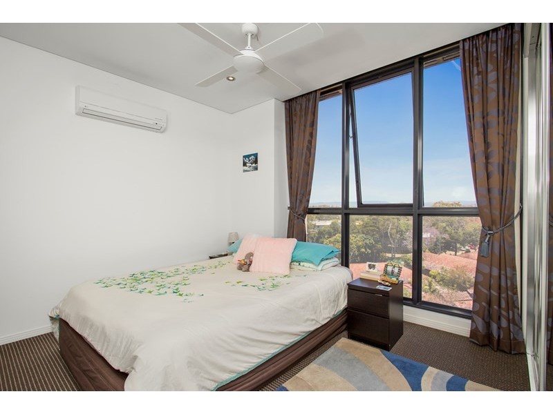 1109/2 Aqua Street, Southport QLD 4215