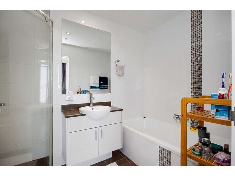 1109/2 Aqua Street, Southport QLD 4215