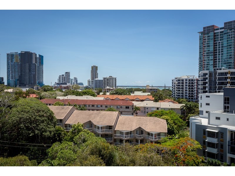 1109/2 Aqua Street, Southport QLD 4215