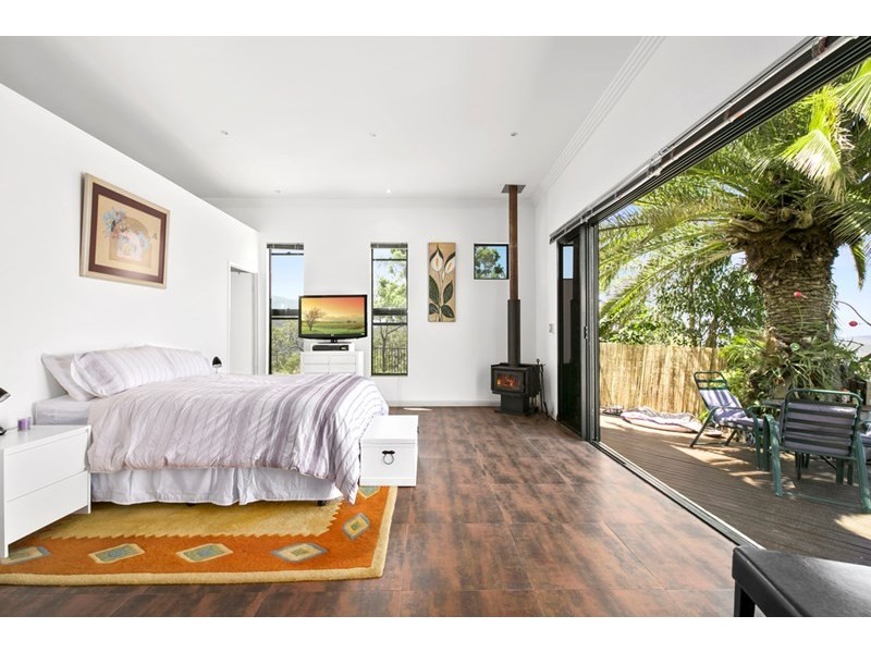2 Bottletree Lane, Lower Beechmont QLD 4211