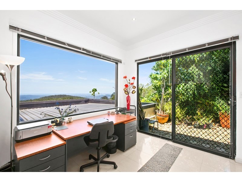 2 Bottletree Lane, Lower Beechmont QLD 4211