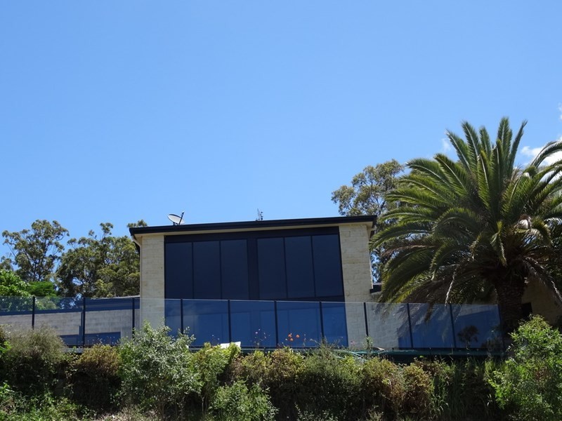 2 Bottletree Lane, Lower Beechmont QLD 4211