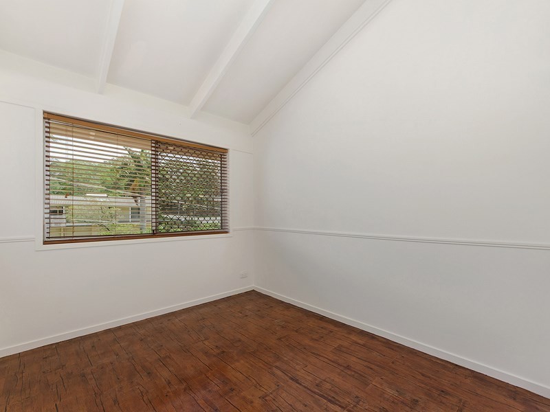 51 Lowanna Drive, Ashmore QLD 4214