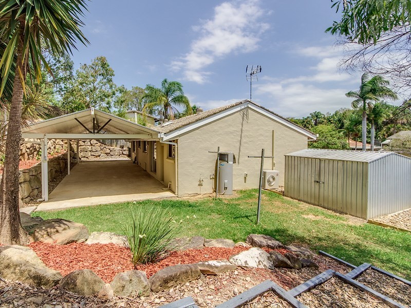 51 Lowanna Drive, Ashmore QLD 4214