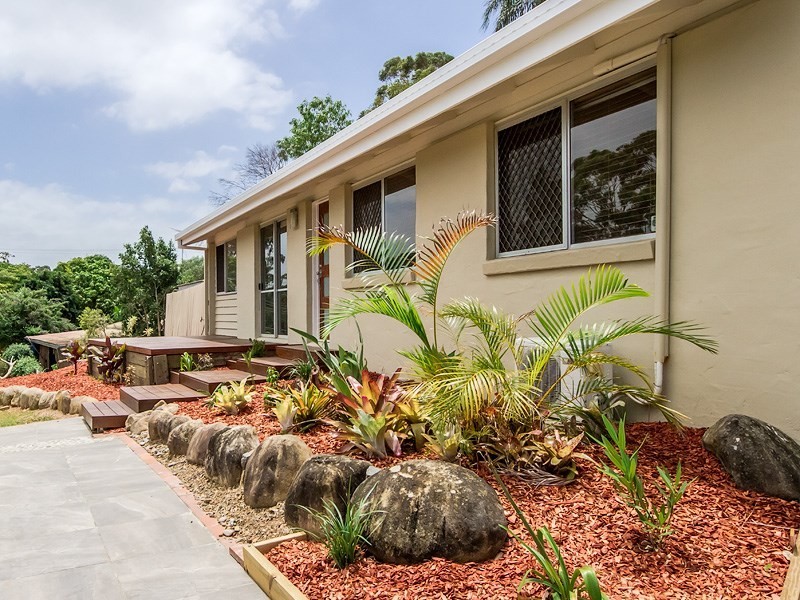 51 Lowanna Drive, Ashmore QLD 4214