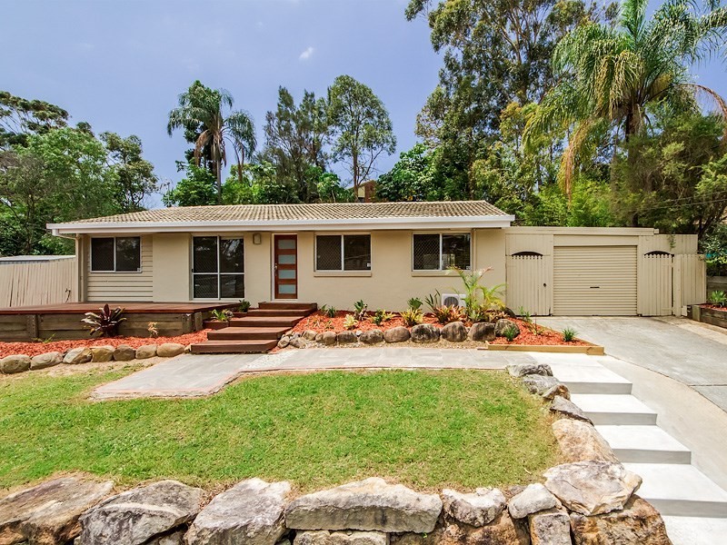 51 Lowanna Drive, Ashmore QLD 4214