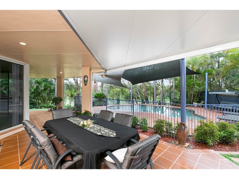 48 Peter Senior Court, Parkwood QLD 4214