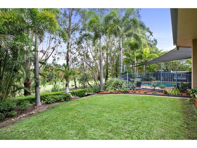48 Peter Senior Court, Parkwood QLD 4214