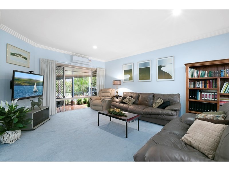 48 Peter Senior Court, Parkwood QLD 4214
