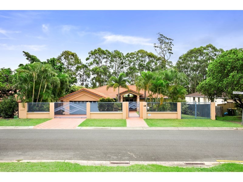 48 Peter Senior Court, Parkwood QLD 4214