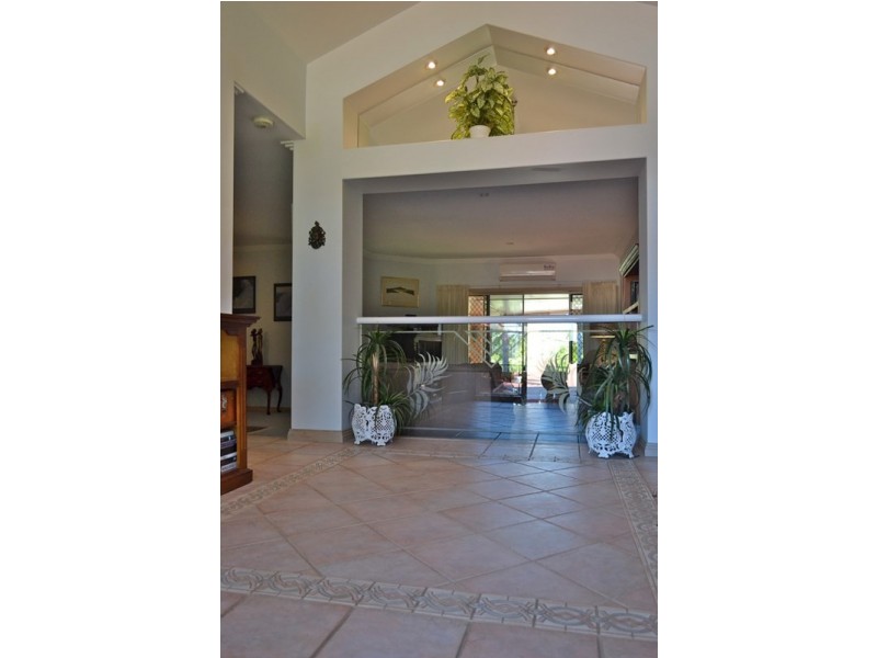 48 Peter Senior Court, Parkwood QLD 4214
