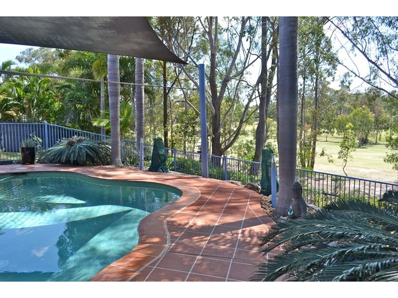 48 Peter Senior Court, Parkwood QLD 4214