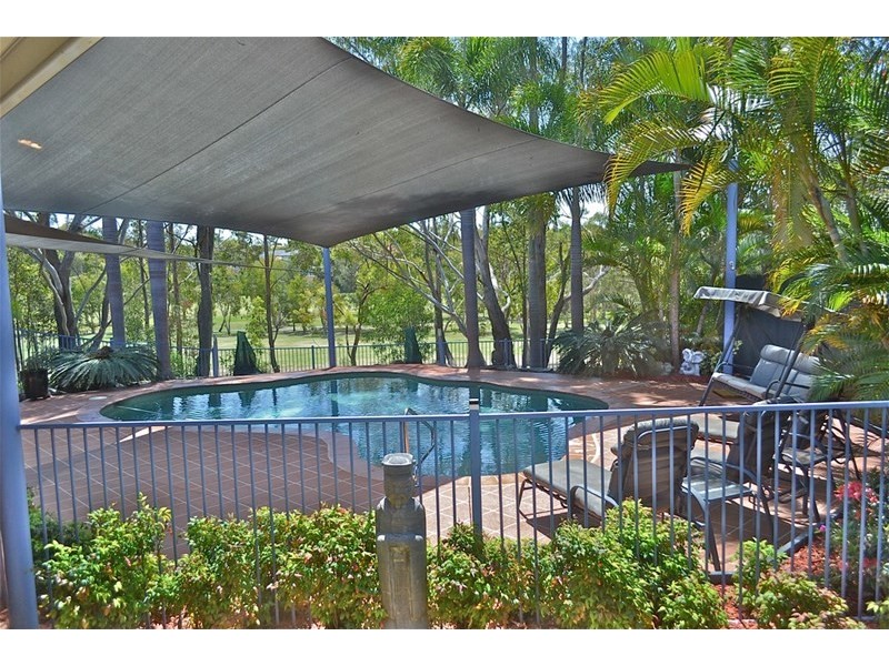 48 Peter Senior Court, Parkwood QLD 4214
