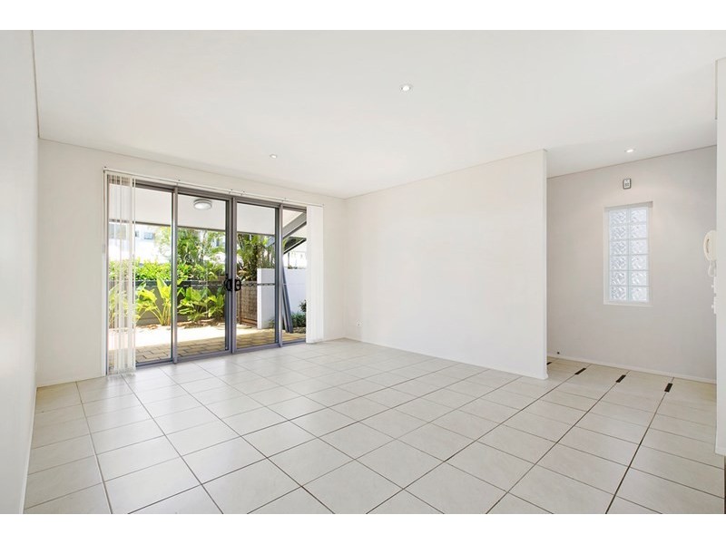 5/181 Lae Drive, Coombabah QLD 4216
