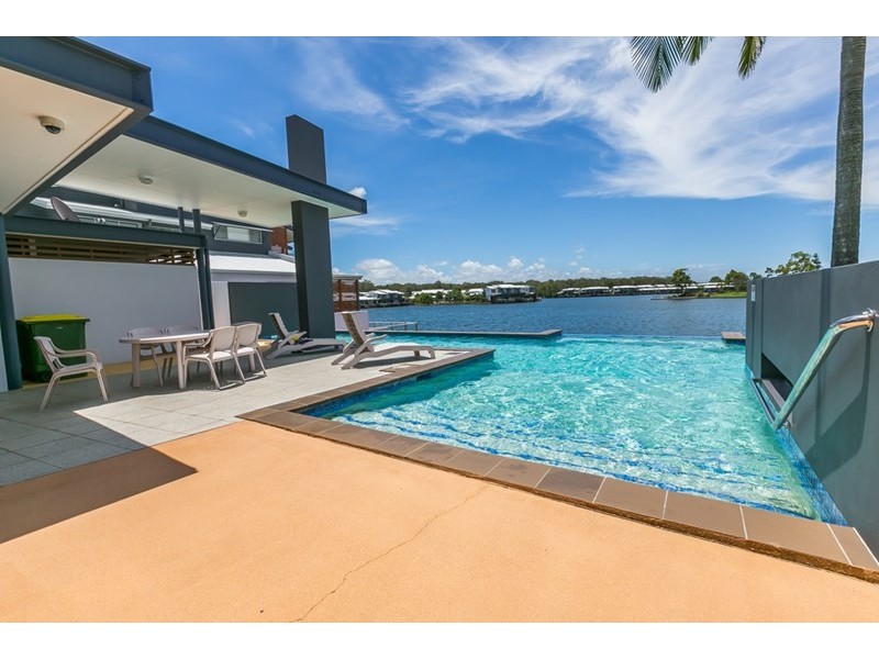 5/181 Lae Drive, Coombabah QLD 4216