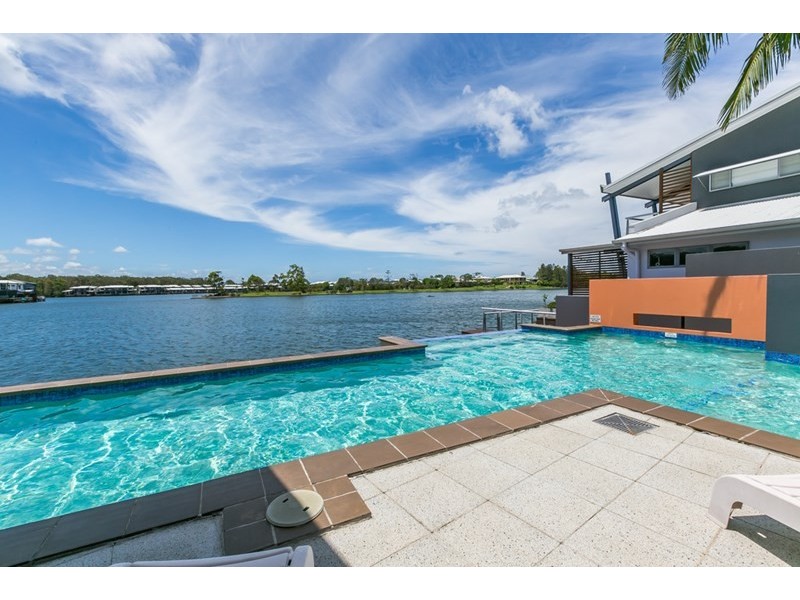 5/181 Lae Drive, Coombabah QLD 4216