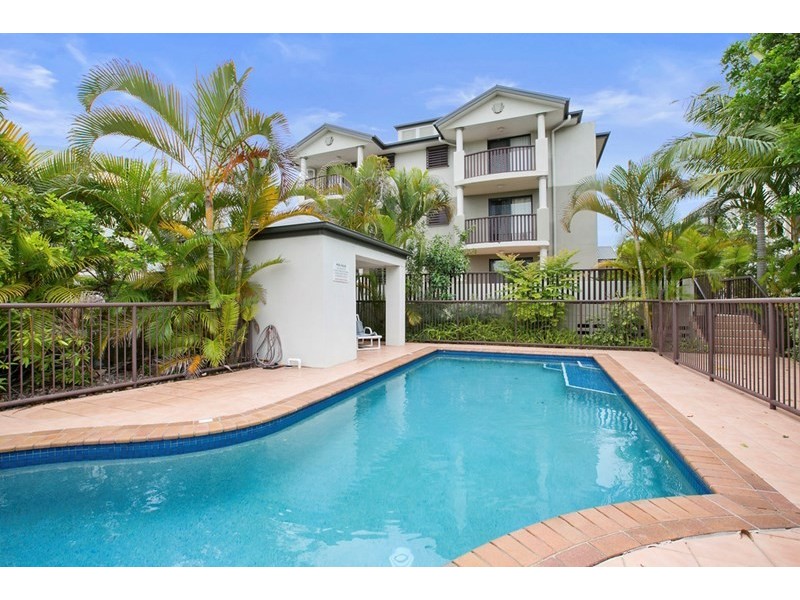 6/13 Johnston Street, Southport QLD 4215