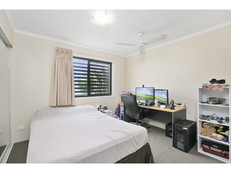 6/13 Johnston Street, Southport QLD 4215