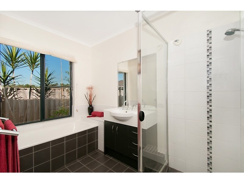 3 Meroo Place, Upper Coomera QLD 4209