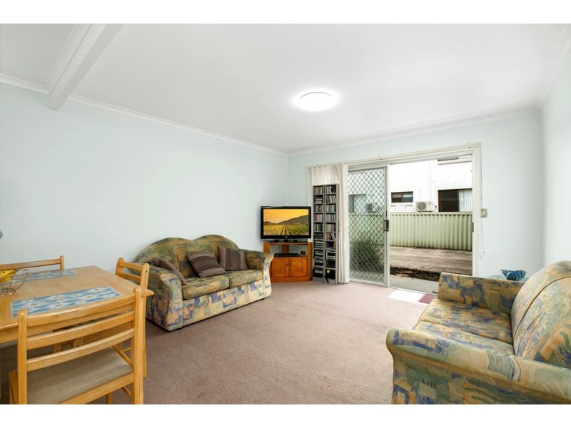 3/7 Little Norman Street, Southport QLD 4215