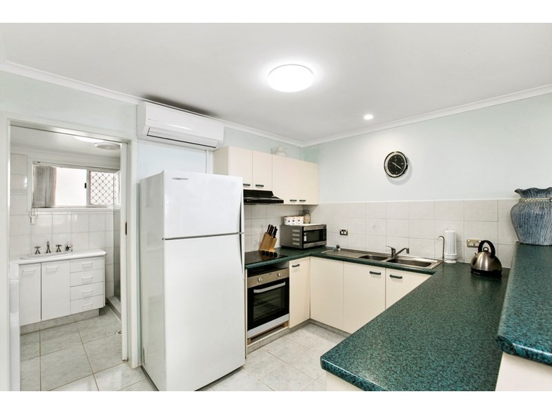 3/7 Little Norman Street, Southport QLD 4215
