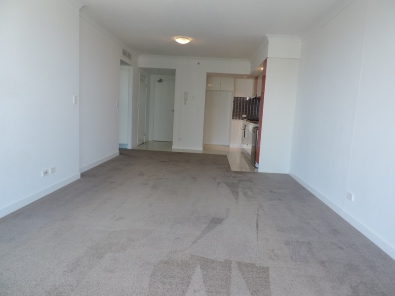 21103/5 Lawson Street, Southport QLD 4215