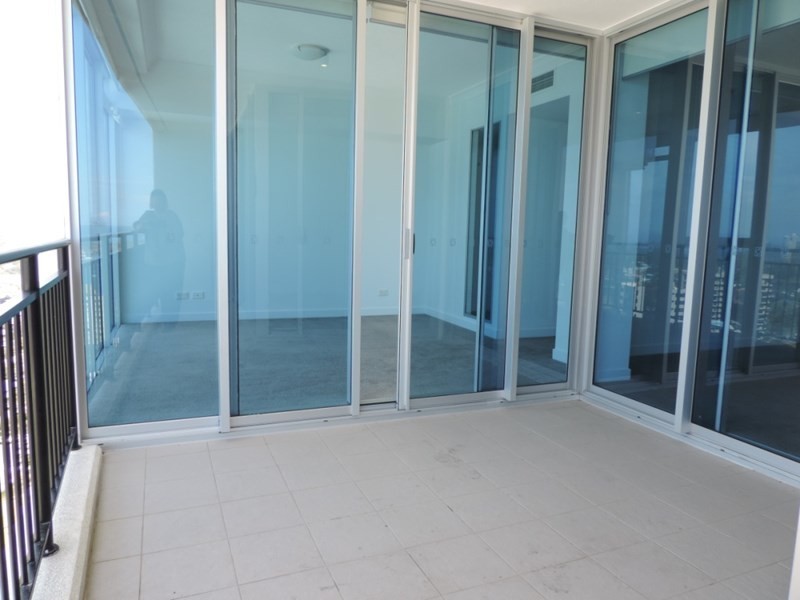 21103/5 Lawson Street, Southport QLD 4215