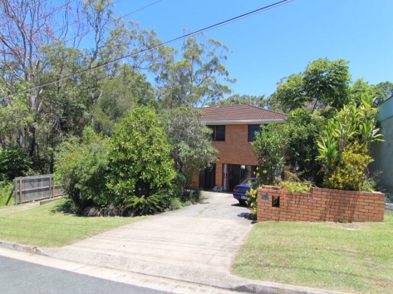 4 Blake Street, Southport QLD 4215
