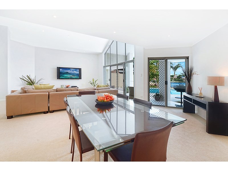 10 Panitz Street, Sorrento QLD 4217