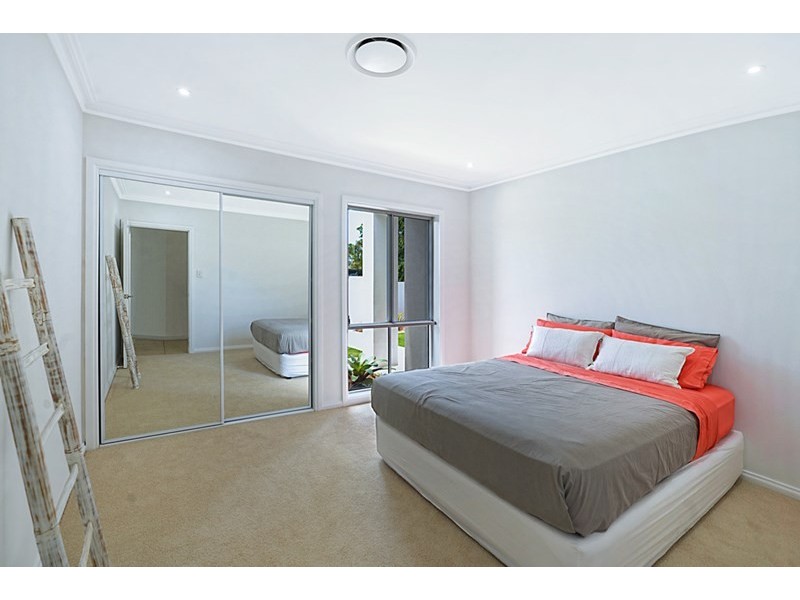 10 Panitz Street, Sorrento QLD 4217