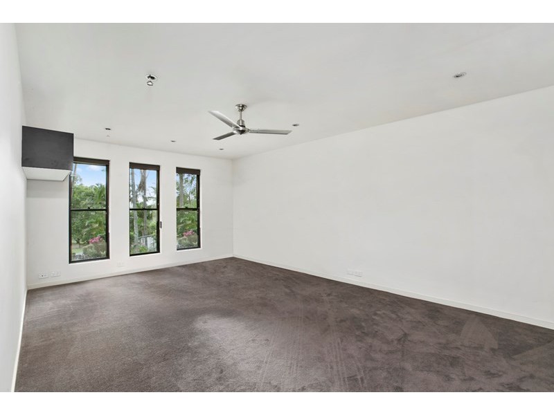 13 Texas Court, Oxenford QLD 4210