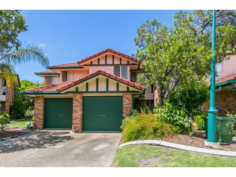 15/67-75 Brown Street, Labrador QLD 4215