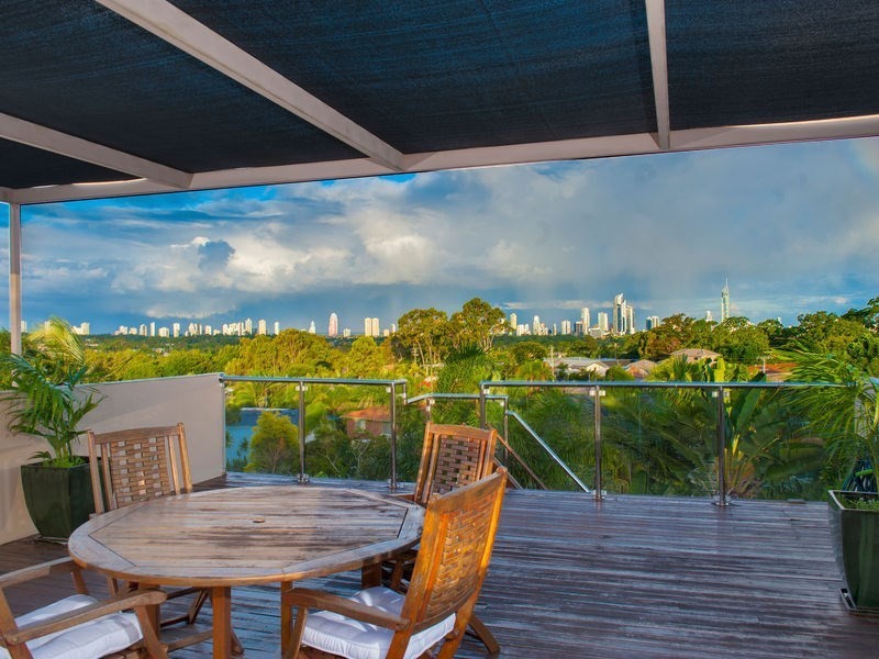 9 Horizon Avenue, Ashmore QLD 4214