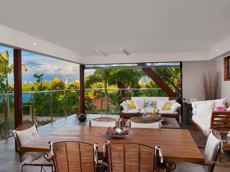 9 Horizon Avenue, Ashmore QLD 4214