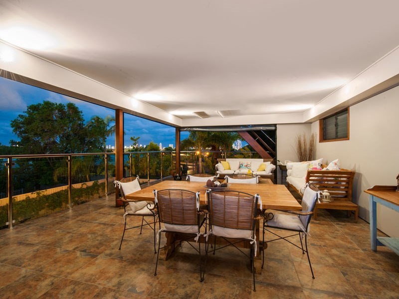 9 Horizon Avenue, Ashmore QLD 4214