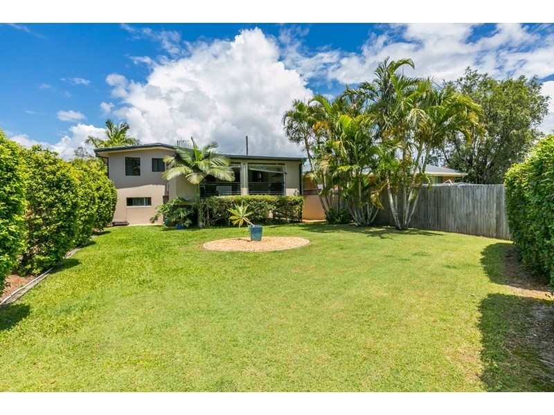 37 Fisher Avenue, Southport QLD 4215