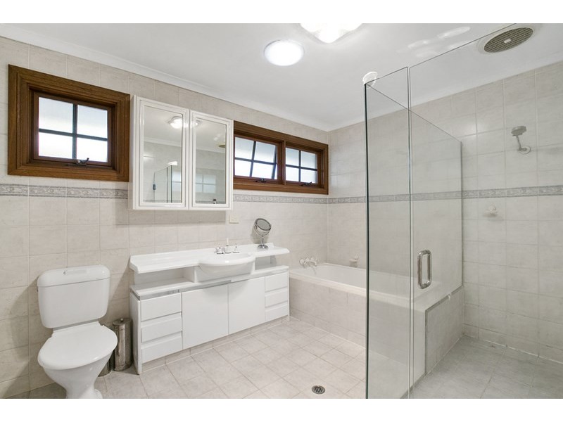 42 Reed Street, Ashmore QLD 4214