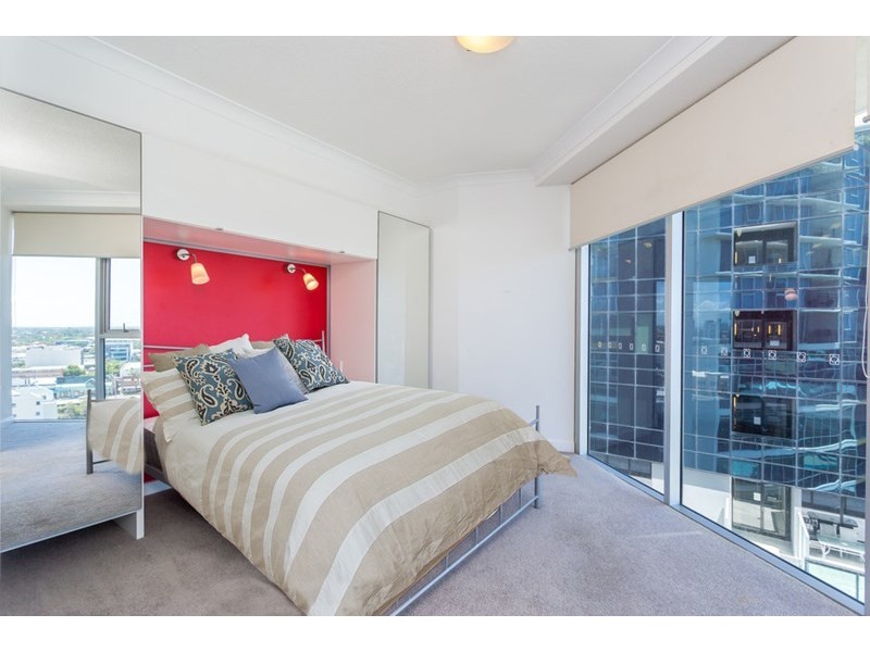 21007/5 Lawson Street, Southport QLD 4215