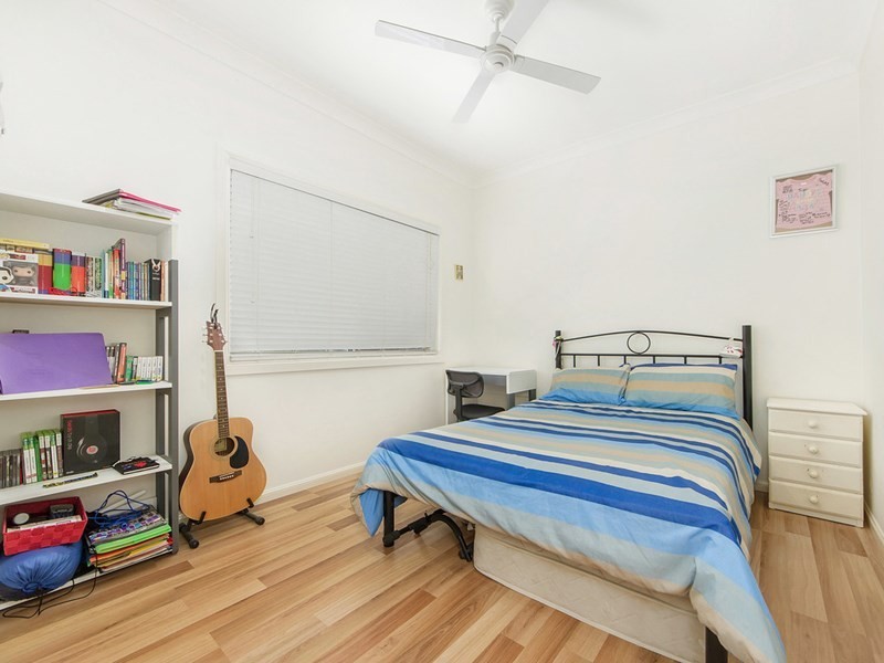 5 Ivor Court, Benowa QLD 4217