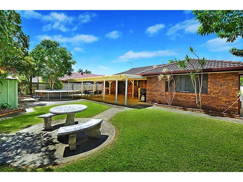 5 Coachwood Court, Burleigh Waters QLD 4220