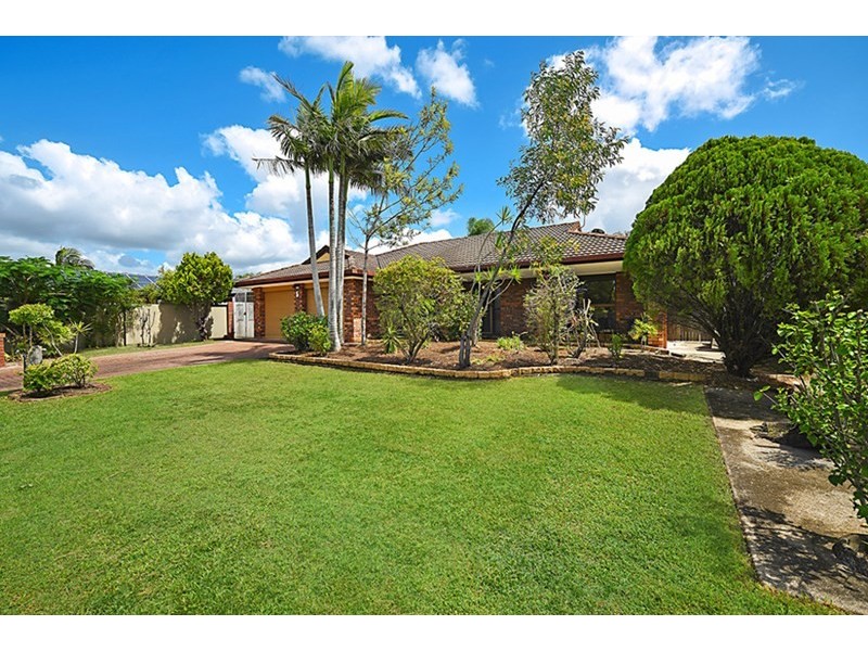 5 Coachwood Court, Burleigh Waters QLD 4220