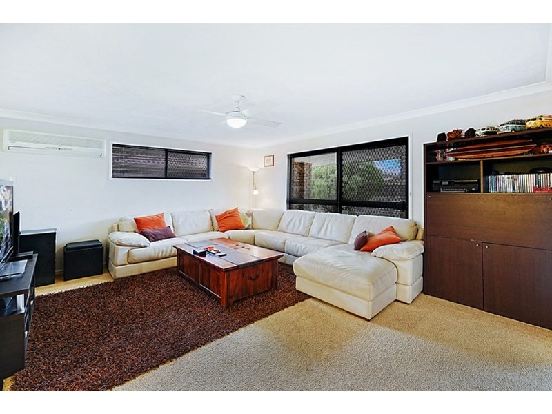 5 Coachwood Court, Burleigh Waters QLD 4220