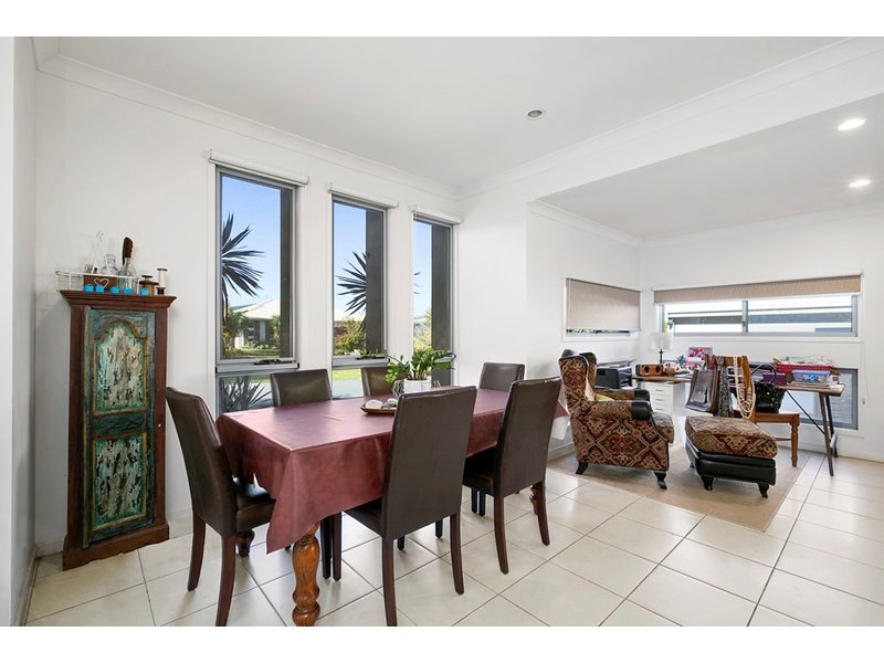 11 Daintree Drive, Coomera QLD 4209