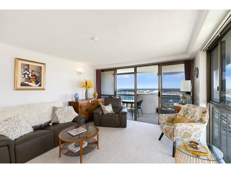 15E/10 Marine Parade, Southport QLD 4215