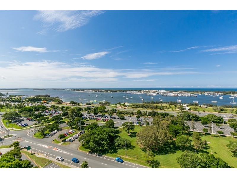 15E/10 Marine Parade, Southport QLD 4215